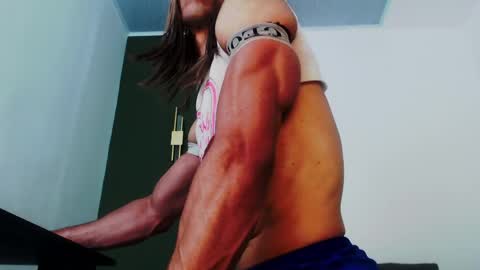 Snapshot of jeanys_sneider chatting on 28, 9, 2025 Jeays online show from 28, 9, 2025