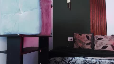 Snapshot of jeanys_sneider chatting on 30, 10, 2025 Jeays online show from 30, 10, 2025