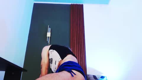 Snapshot of jeanys_sneider chatting on 22, 11, 2025 Jeays online show from 22, 11, 2025