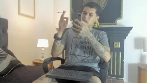 Snapshot of jebbins chatting on 12, 6, 2026 jebbins online show from 12, 6, 2026