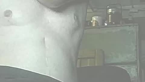 Snapshot of jedishy925585 chatting on 12, 11, 2025 jedishy925585 online show from 12, 11, 2025