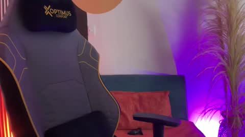 Jeff and Mugi  Independent model online show from 30, 3, 2026