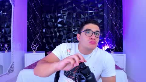 Jeff online show from 5, 12, 2025