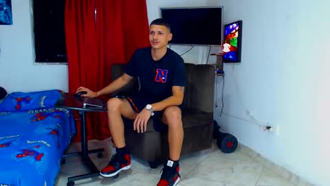 jeffer21_hot online show from 8, 5, 2026