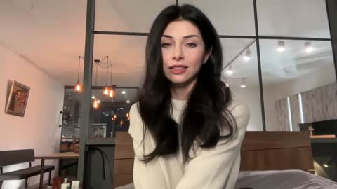 Snapshot of jeffreycola chatting on 1, 12, 2025 jennifer bones online show from 1, 12, 2025