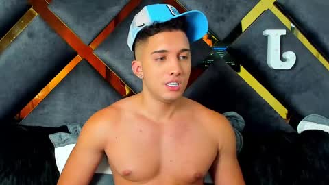 Snapshot of jeicob_stone1 chatting on 14, 12, 2024 JEICOB STONE online show from 14, 12, 2024