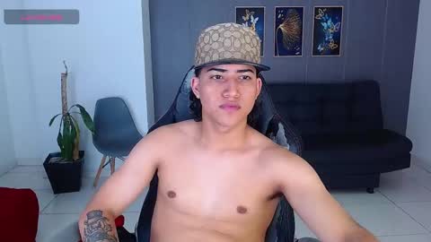 jeipyhot21_ online show from 11, 11, 2025