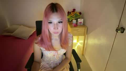 Snapshot of jejebels chatting on 25, 6, 2026 JEM3 online show from 25, 6, 2026