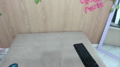 Jenelotizz online show from 16, 6, 2026