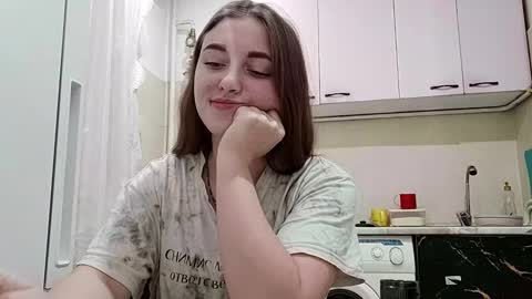 Jeniffer online show from 13, 12, 2025