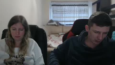 Snapshot of jenisandpeter chatting on 12, 3, 2025 JenisAndPeter online show from 12, 3, 2025