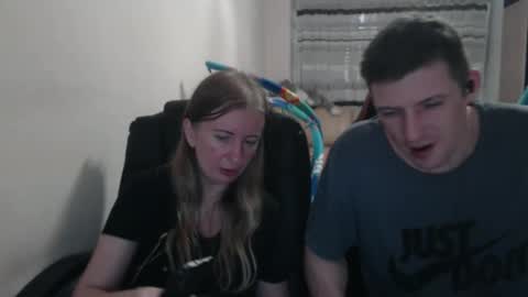 Snapshot of jenisandpeter chatting on 19, 9, 2025 JenisAndPeter online show from 19, 9, 2025