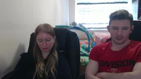 Snapshot of jenisandpeter chatting on 26, 9, 2025 JenisAndPeter online show from 26, 9, 2025