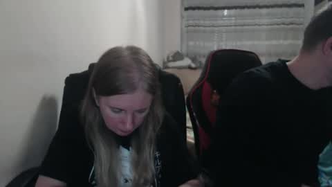 Snapshot of jenisandpeter chatting on 26, 9, 2025 JenisAndPeter online show from 26, 9, 2025