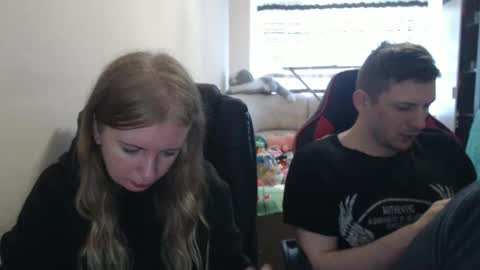 Snapshot of jenisandpeter chatting on 23, 10, 2025 JenisAndPeter online show from 23, 10, 2025