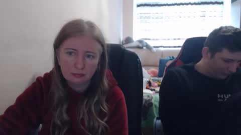 Snapshot of jenisandpeter chatting on 17, 11, 2025 JenisAndPeter online show from 17, 11, 2025