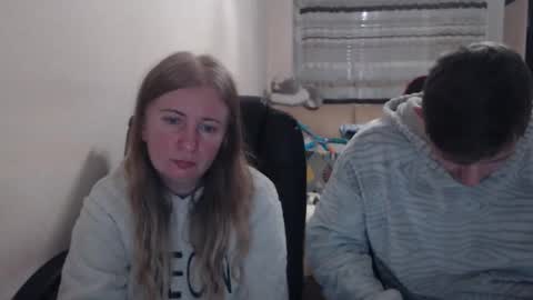 Snapshot of jenisandpeter chatting on 13, 12, 2025 JenisAndPeter online show from 13, 12, 2025