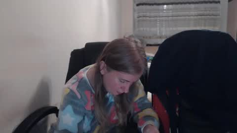 Snapshot of jenisandpeter chatting on 17, 12, 2025 JenisAndPeter online show from 17, 12, 2025