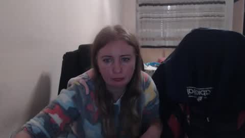 Snapshot of jenisandpeter chatting on 18, 12, 2025 JenisAndPeter online show from 18, 12, 2025