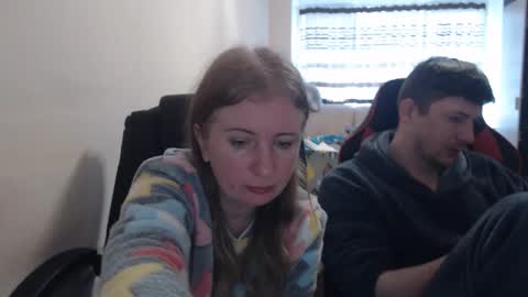 Snapshot of jenisandpeter chatting on 19, 12, 2025 JenisAndPeter online show from 19, 12, 2025