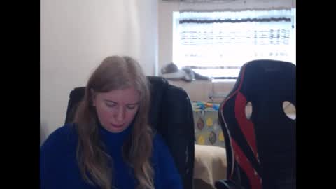 Snapshot of jenisandpeter chatting on 25, 2, 2026 JenisAndPeter online show from 25, 2, 2026