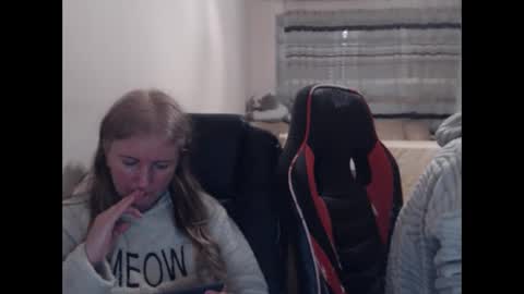 JenisAndPeter online show from 12, 3, 2026