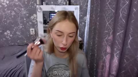 Snapshot of jennalomer chatting on 9, 6, 2026 Jenna online show from 9, 6, 2026