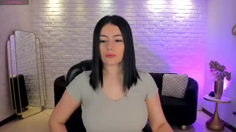 Snapshot of jennaolson chatting on 28, 2, 2025 Jenna Olson online show from 28, 2, 2025