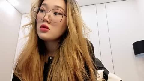 JENNA online show from 4, 2, 2026