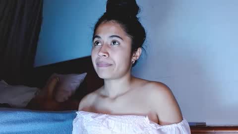 jenner_lena online show from 25, 5, 2026