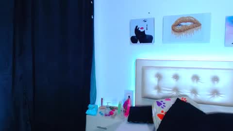 Snapshot of jenng18 chatting on 20, 12, 2024 jenn online show from 20, 12, 2024