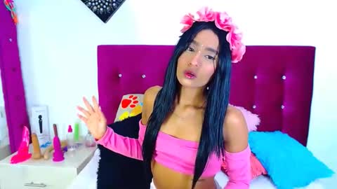 Snapshot of jenng18 chatting on 16, 10, 2025 jenn online show from 16, 10, 2025