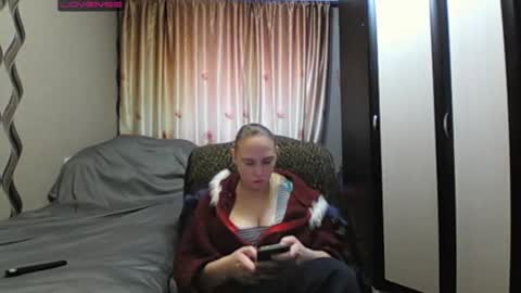 Snapshot of jennideep chatting on 12, 2, 2026 JenniDeep online show from 12, 2, 2026