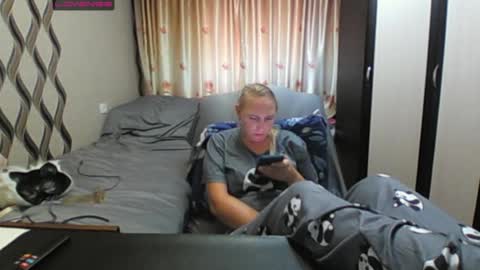 Snapshot of jennideep chatting on 4, 7, 2026 JenniDeep online show from 4, 7, 2026