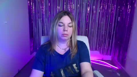 Snapshot of jennifer_moree chatting on 22, 9, 2025 Jennifer online show from 22, 9, 2025