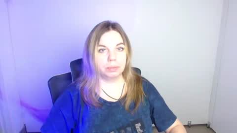 Snapshot of jennifer_moree chatting on 14, 10, 2025 Jennifer online show from 14, 10, 2025