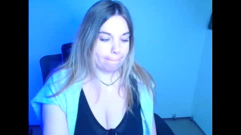 Snapshot of jennifer_moree chatting on 2, 2, 2026 Jennifer online show from 2, 2, 2026