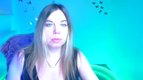 Snapshot of jennifer_moree chatting on 4, 2, 2026 Jennifer online show from 4, 2, 2026