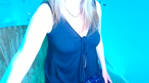 Snapshot of jennifer_moree chatting on 10, 2, 2026 Jennifer online show from 10, 2, 2026