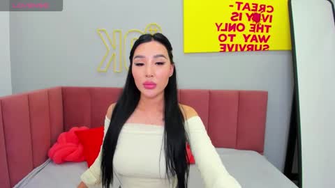 Jennifer online show from 8, 10, 2025