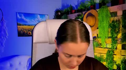 Jennifer online show from 14, 10, 2025