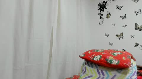 Snapshot of jenniferloveyou chatting on 27, 12, 2024 jenniferloveyou online show from 27, 12, 2024