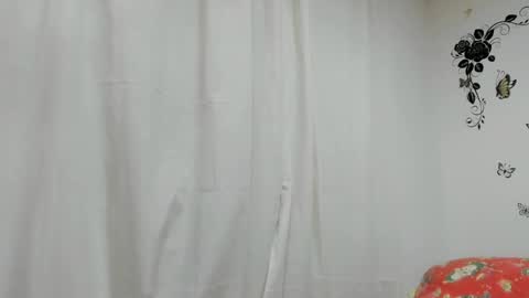 Snapshot of jenniferloveyou chatting on 24, 1, 2025 jenniferloveyou online show from 24, 1, 2025