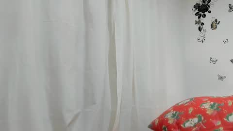 Snapshot of jenniferloveyou chatting on 25, 1, 2025 jenniferloveyou online show from 25, 1, 2025