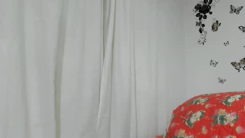 Snapshot of jenniferloveyou chatting on 21, 2, 2025 jenniferloveyou online show from 21, 2, 2025