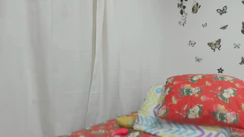 Snapshot of jenniferloveyou chatting on 28, 2, 2025 jenniferloveyou online show from 28, 2, 2025