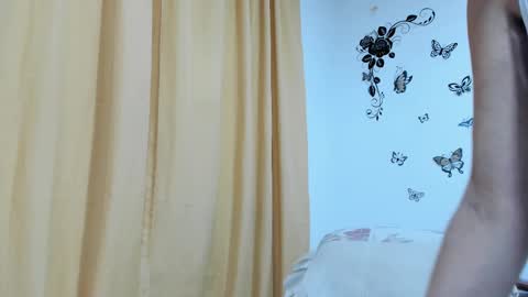 Snapshot of jenniferloveyou chatting on 9, 9, 2025 jenniferloveyou online show from 9, 9, 2025