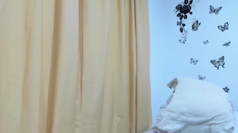 Snapshot of jenniferloveyou chatting on 25, 9, 2025 jenniferloveyou online show from 25, 9, 2025