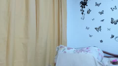 Snapshot of jenniferloveyou chatting on 15, 10, 2025 jenniferloveyou online show from 15, 10, 2025