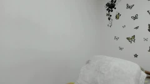Snapshot of jenniferloveyou chatting on 7, 6, 2026 jenniferloveyou online show from 7, 6, 2026
